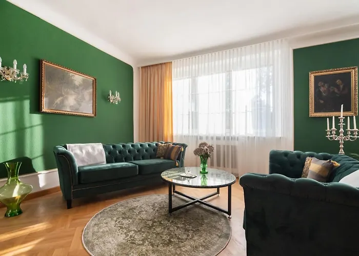 Apartment Renoviertes Mit Garten In Ruhelage Vienna