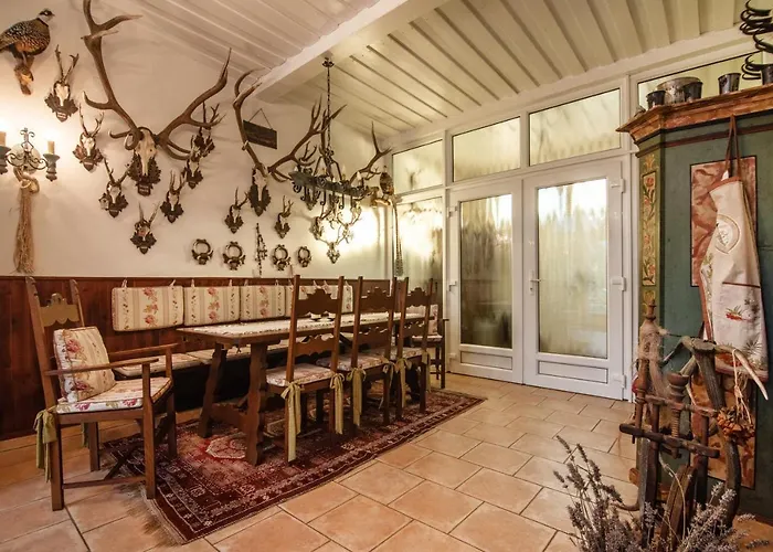 Apartment Renoviertes Mit Garten In Ruhelage
