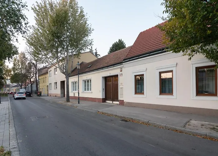 Apartment Renoviertes Mit Garten In Ruhelage
