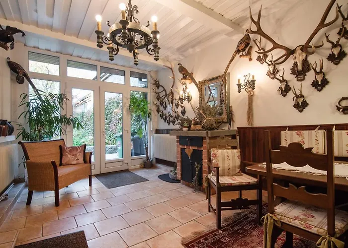 Renoviertes Mit Garten In Ruhelage * Vienna