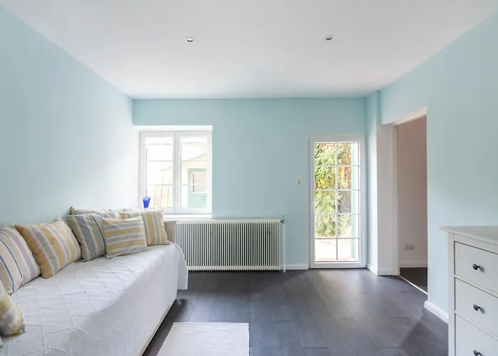 Apartment Renoviertes Mit Garten In Ruhelage Vienna